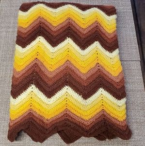 Vintage handmade knit/crocheted chevron blanket/throw